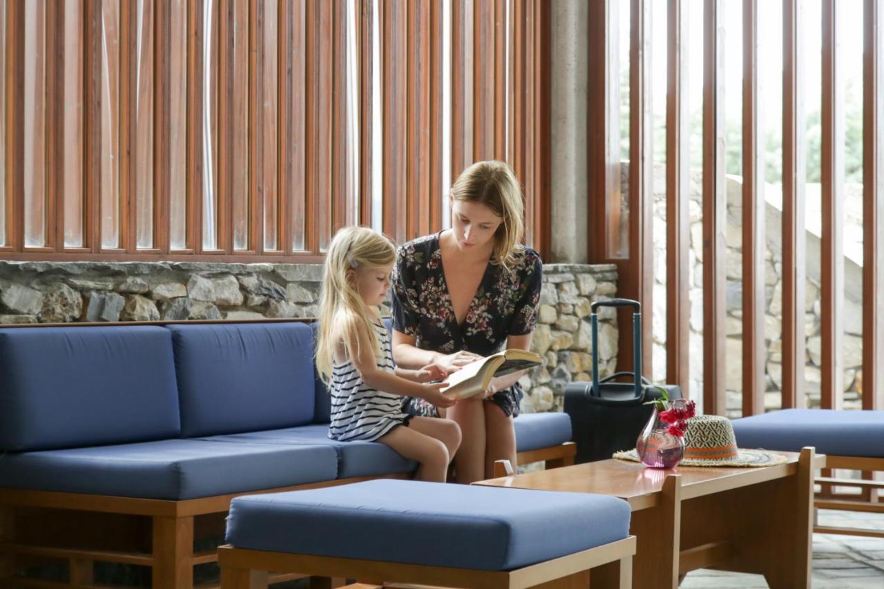 Xenia Ouranoupolis Hotell Exteriör bild