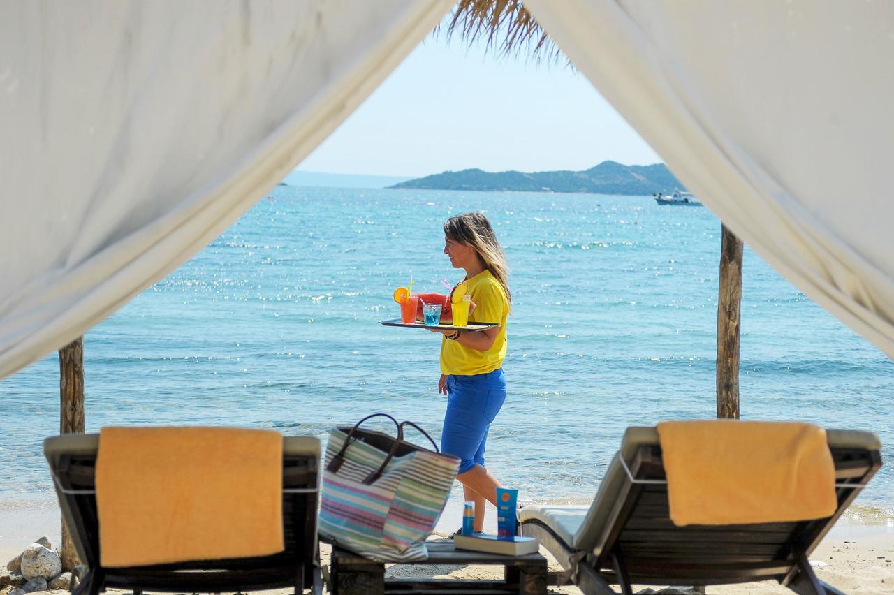 Xenia Ouranoupolis Hotell Exteriör bild
