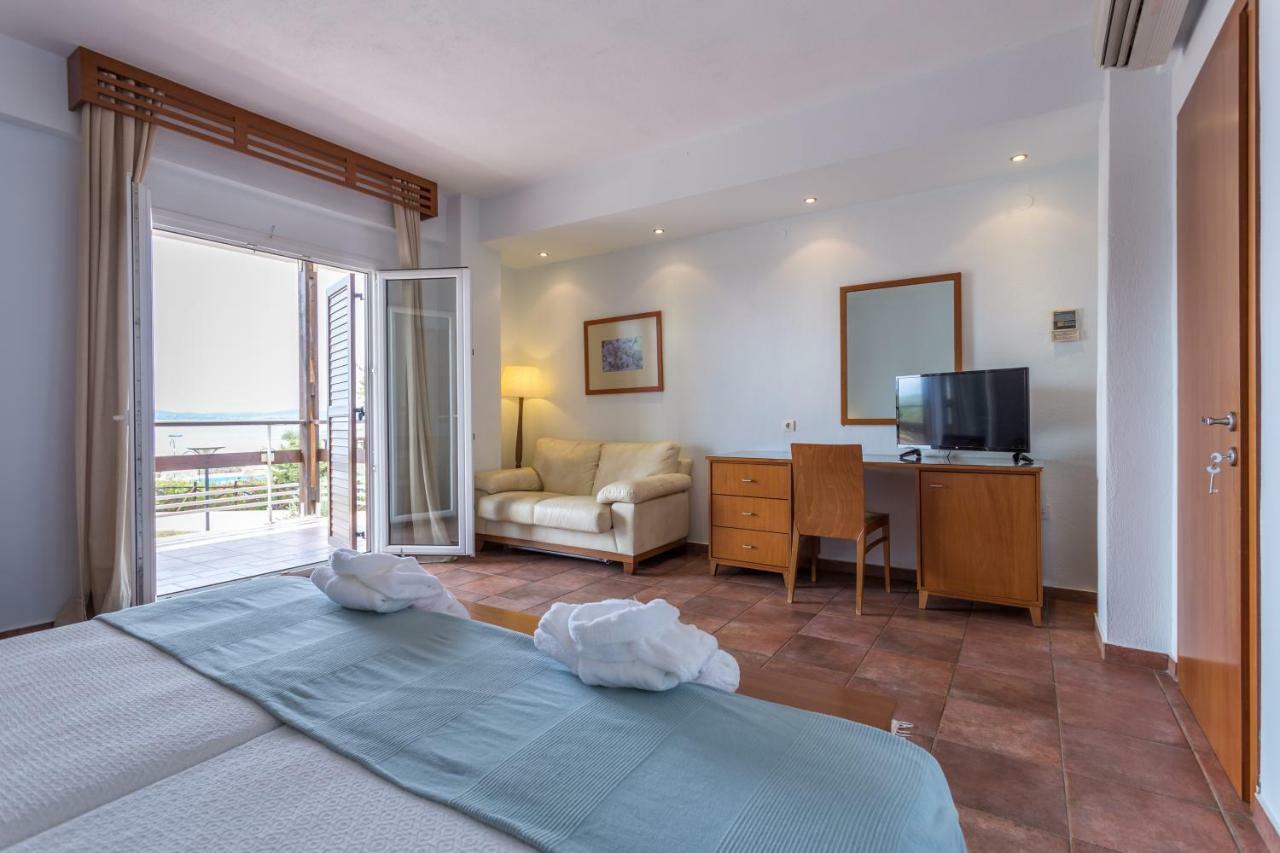 Xenia Ouranoupolis Hotell Exteriör bild