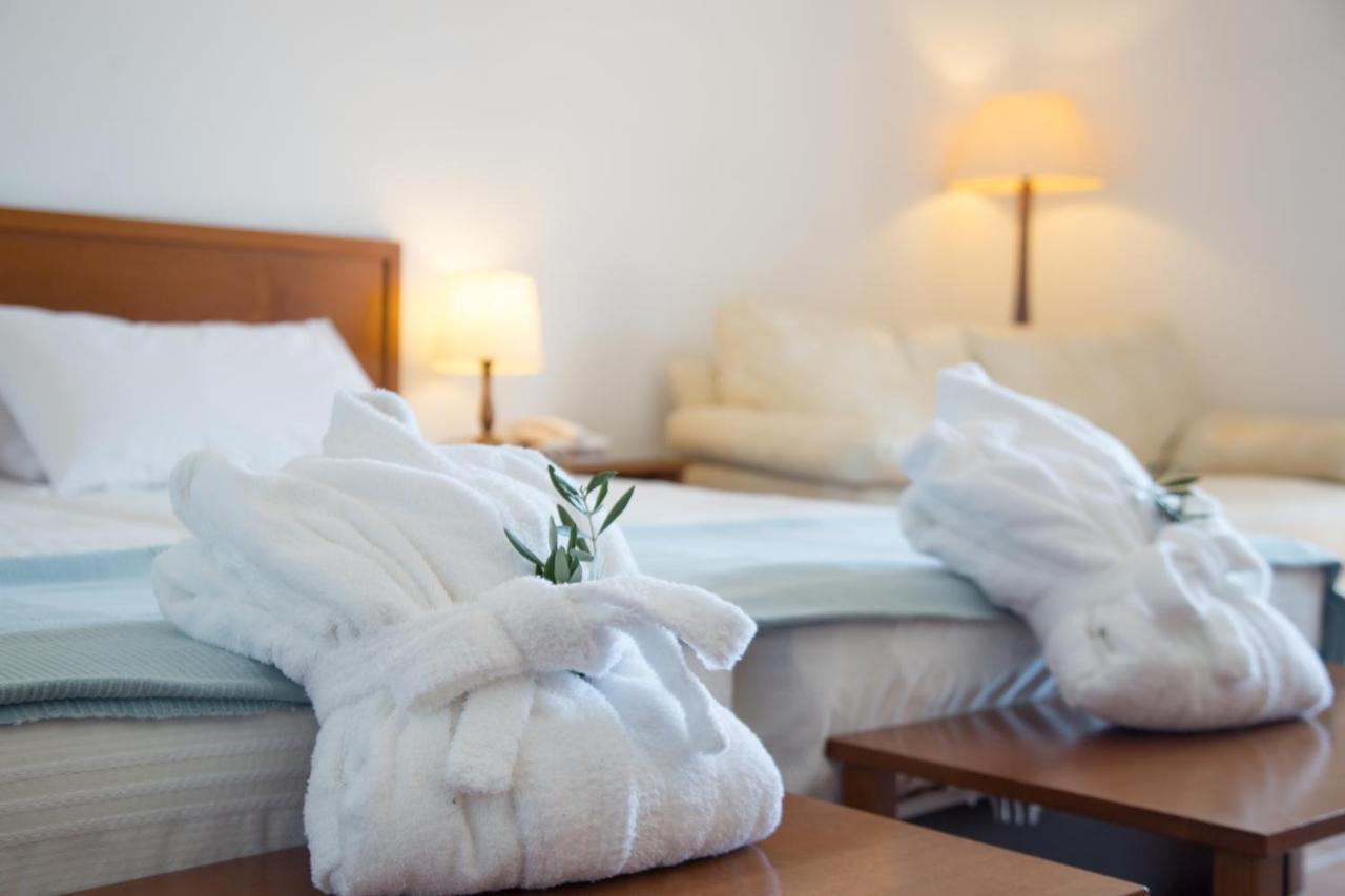 Xenia Ouranoupolis Hotell Exteriör bild
